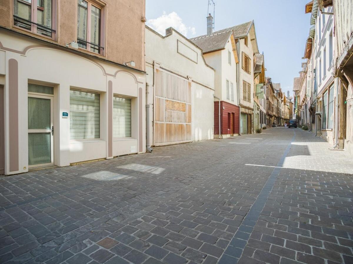 Downtown Apartment - Quiet And Cozy - Mon Groom Troyes Buitenkant foto